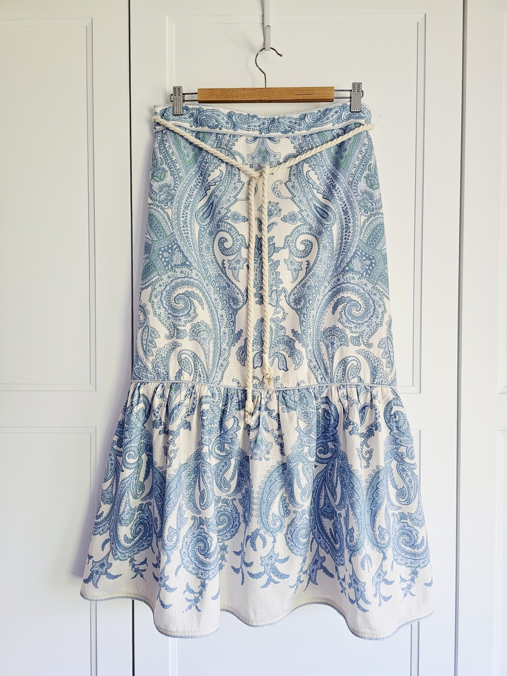 House of Harlow 1960 Blue and Cream Paisley Tiered Midi Maxi Skirt NWT $125